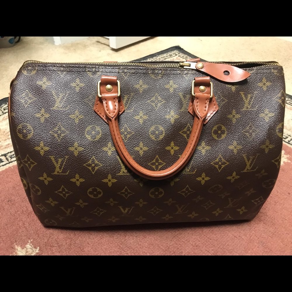 RePosh - Louis Vuitton Speedy 35.